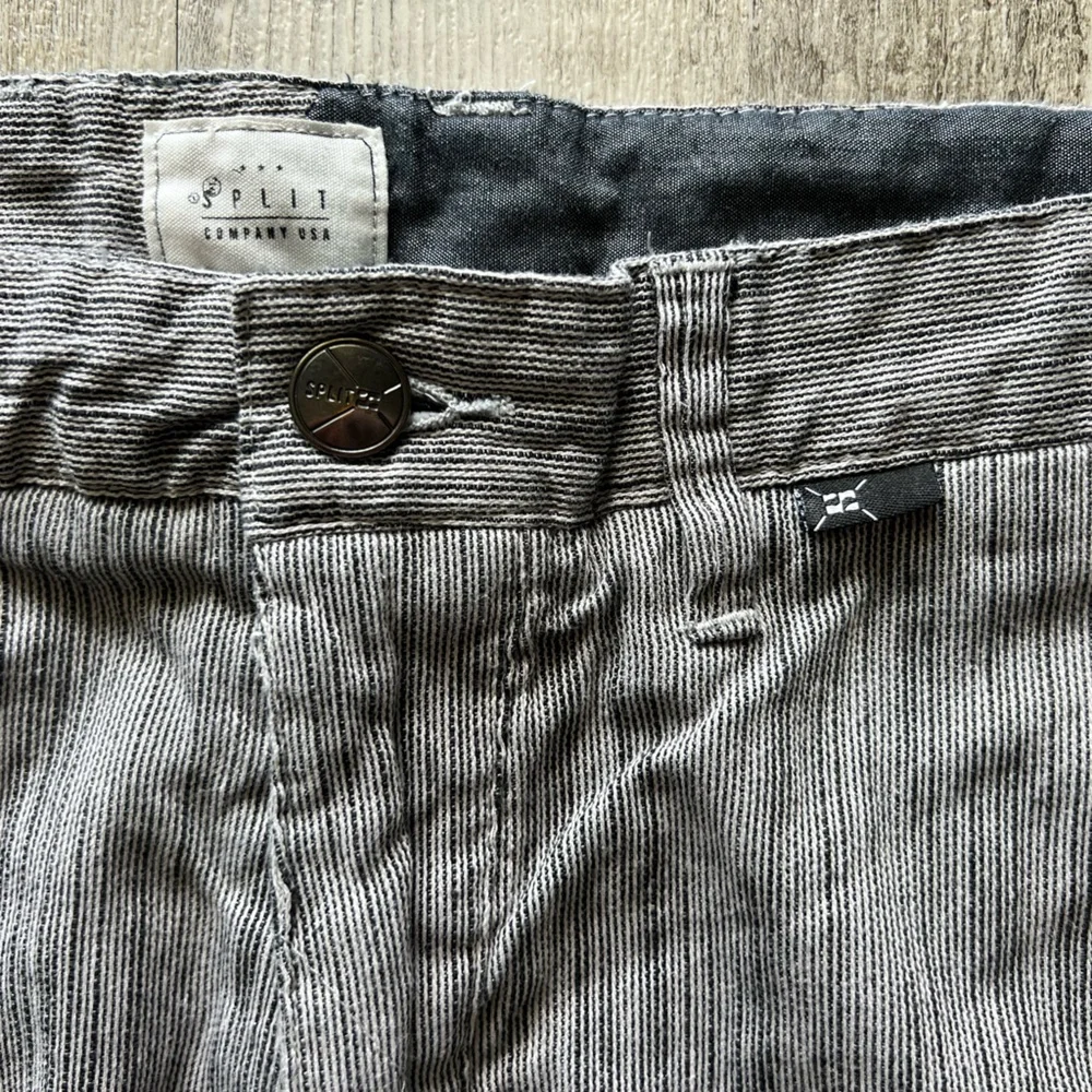 Mens Gray Casual Shorts Size 30 Classic Fit Flat Front Summer Split Co USA - Picture 6 of 11